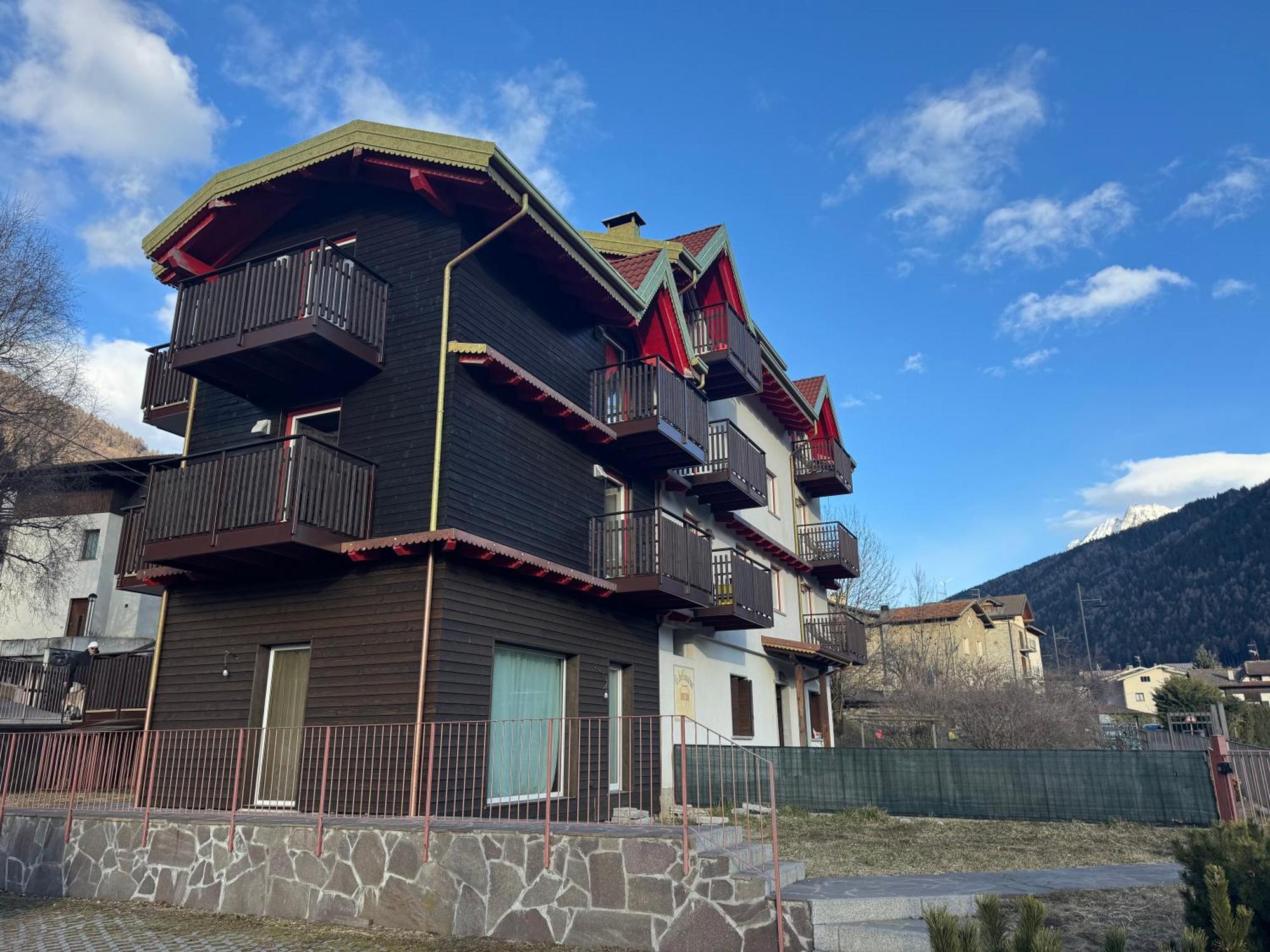 Alpin Sun Apartment Temu Luaran gambar